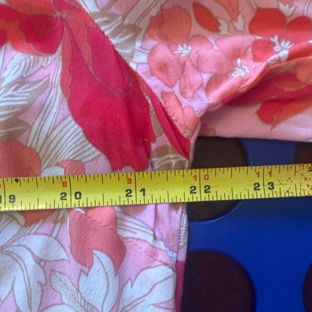 Talbots Pink Floral Blouse
Deb03 - Picture 6 of 8
